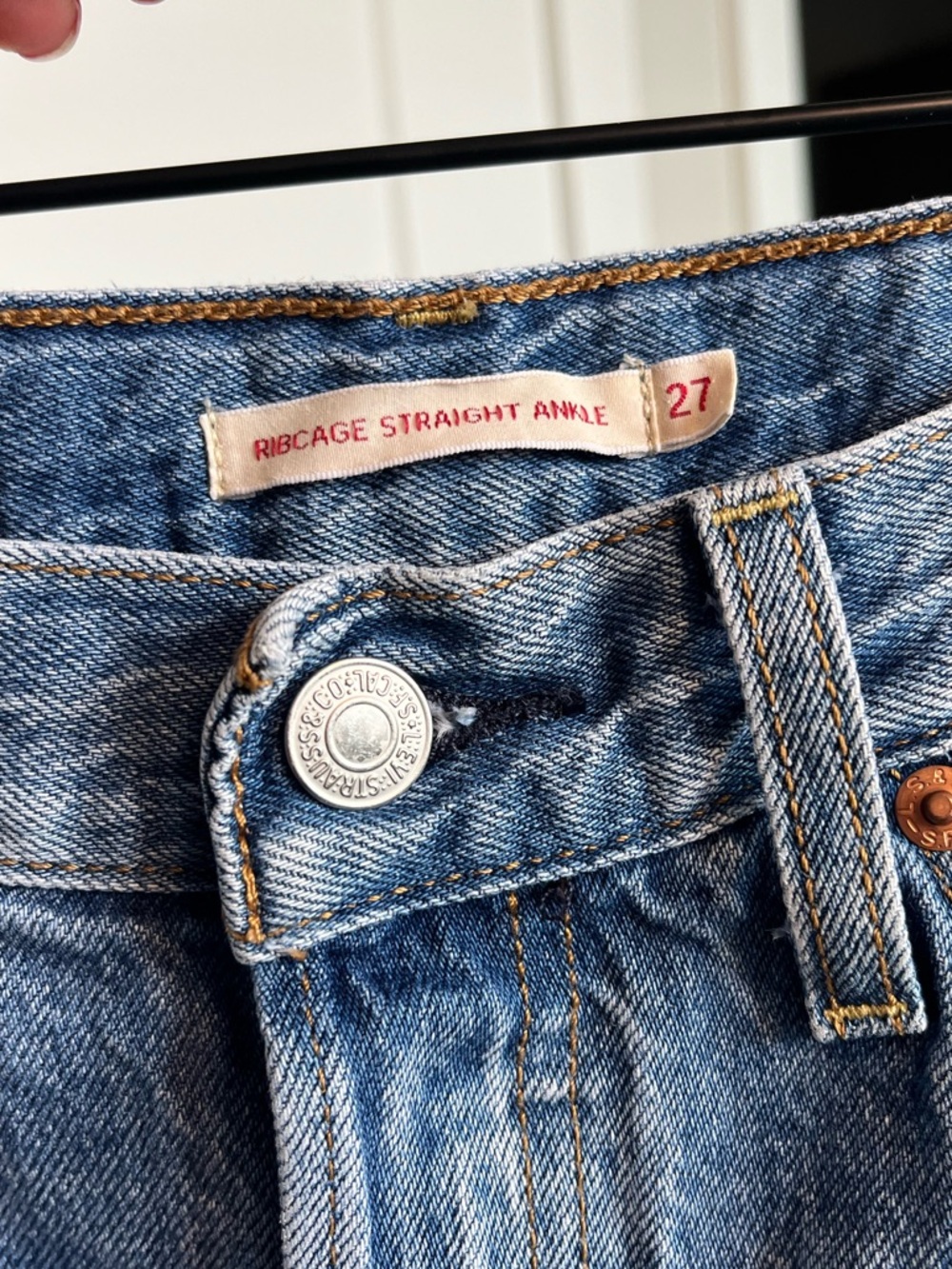 Levi’s Ribcage Straight Ankle Jeans 27 High Rise Distressed Light Wash - Picture 4 of 12